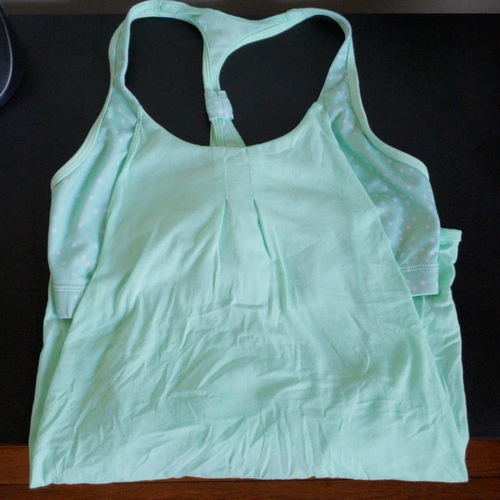 Lululemon tank